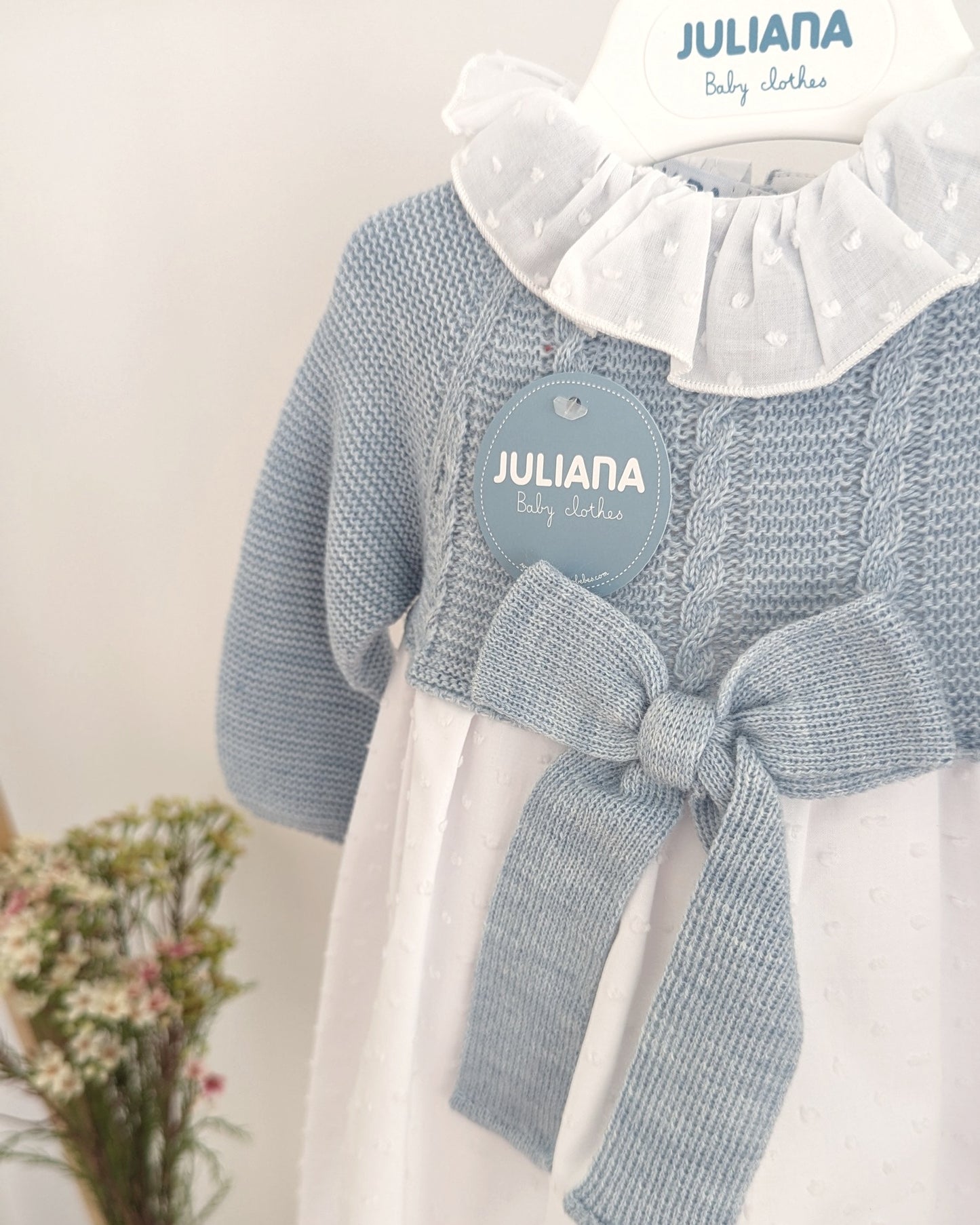 Faldon Plumeti Azul - Coleccion Acuarela de Juliana
