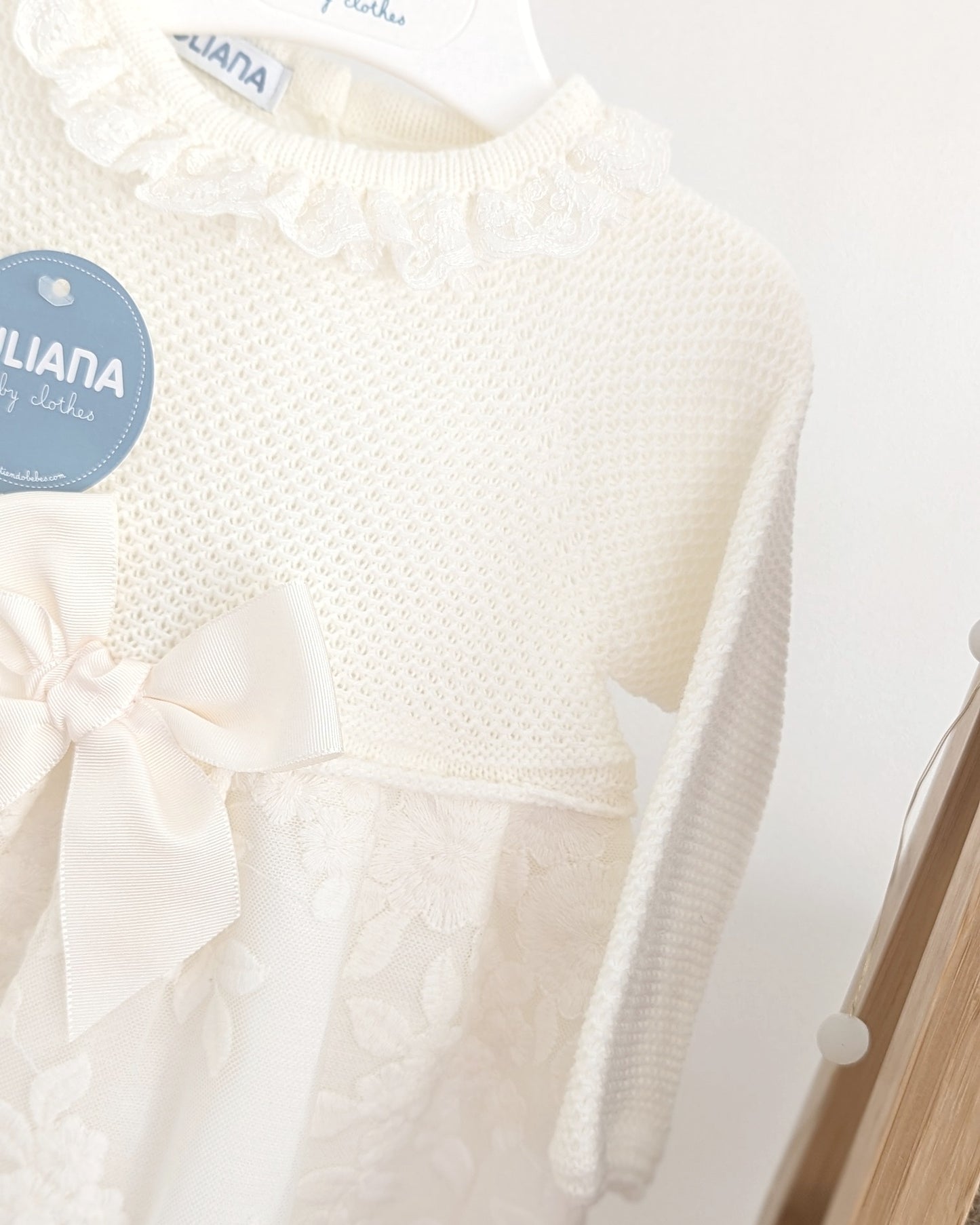 Faldon Encaje Crudo - Coleccion Lienzo de Juliana