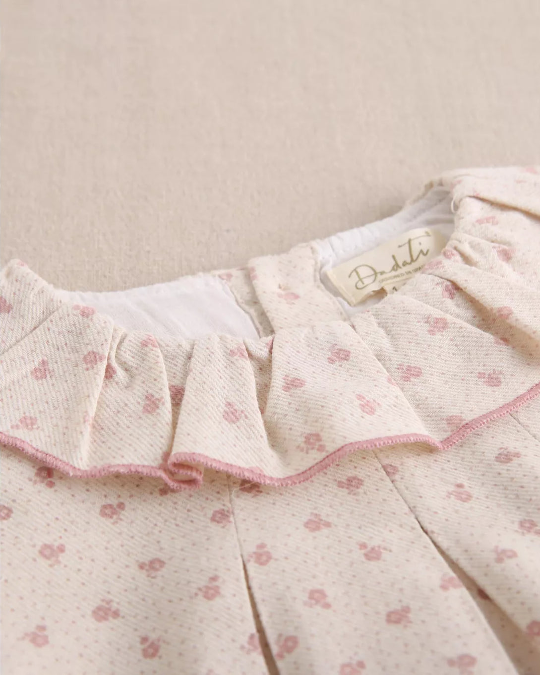 Ranita bebé cuello volante Colección Valentina - Dadati