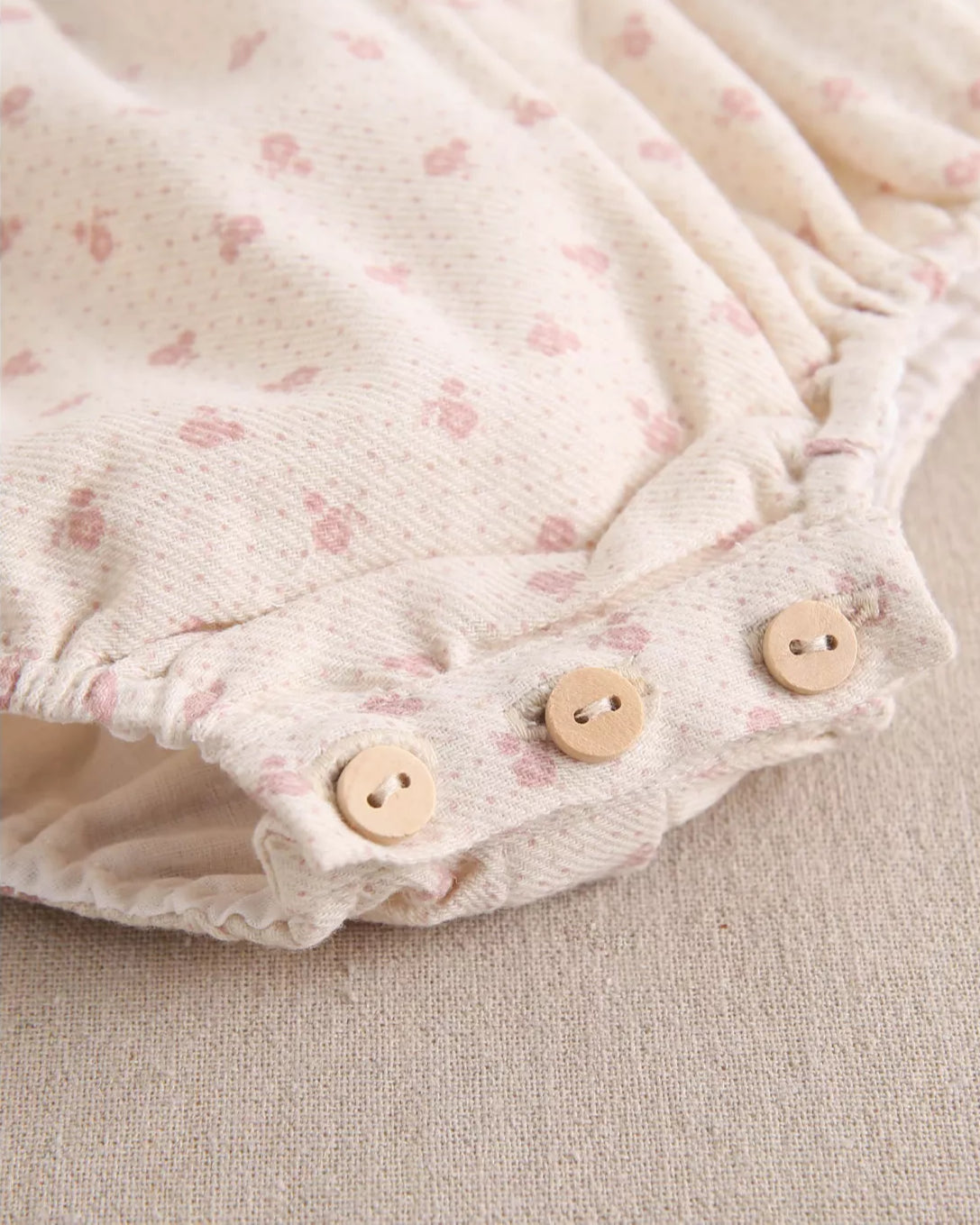 Ranita bebé cuello volante Colección Valentina - Dadati